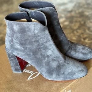 Christian Louboutin CASTARIKA 85 Suede Ankle Bootie in Gray